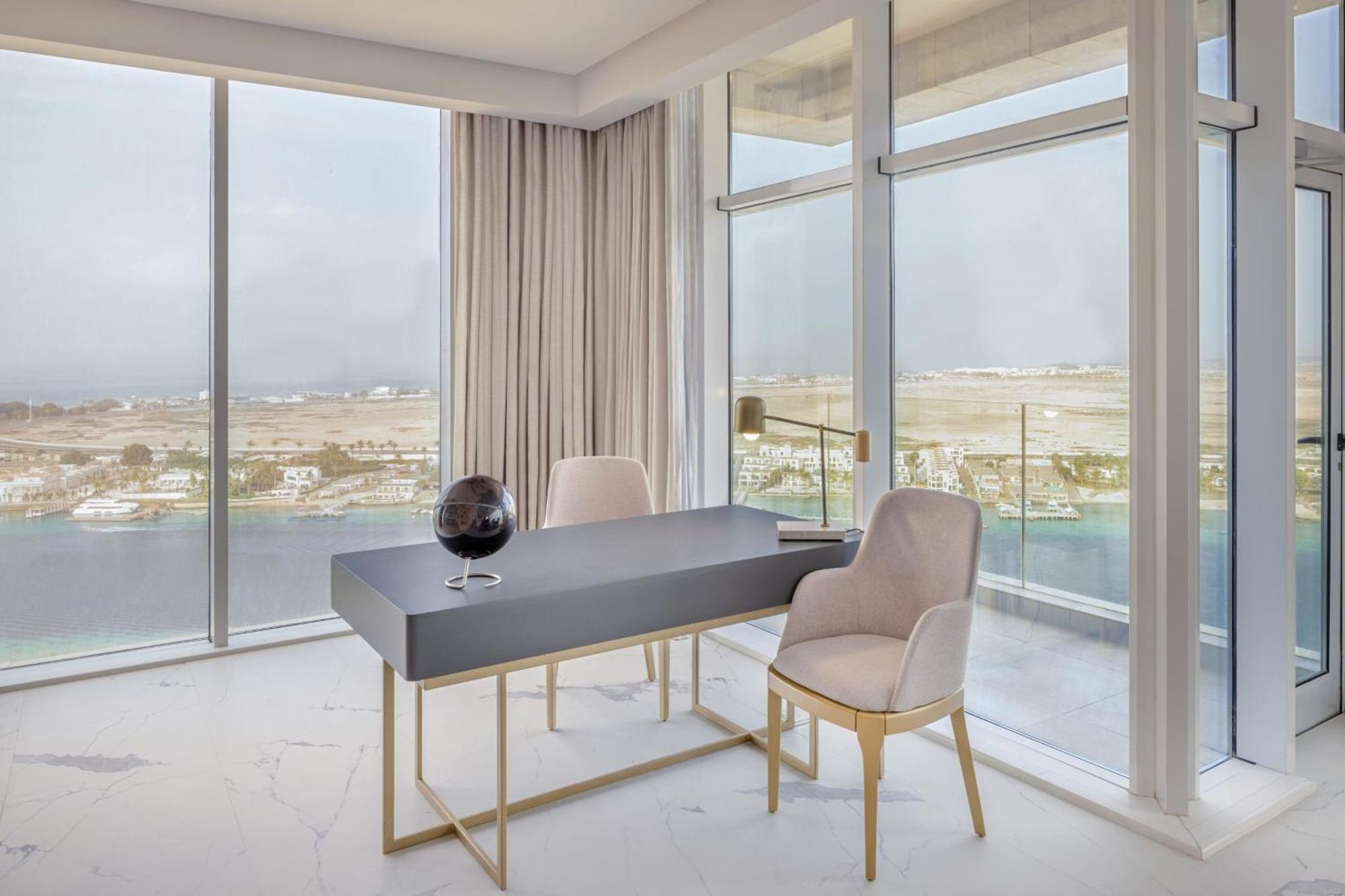 Four Points By Sheraton Jeddah Corniche Екстер'єр фото