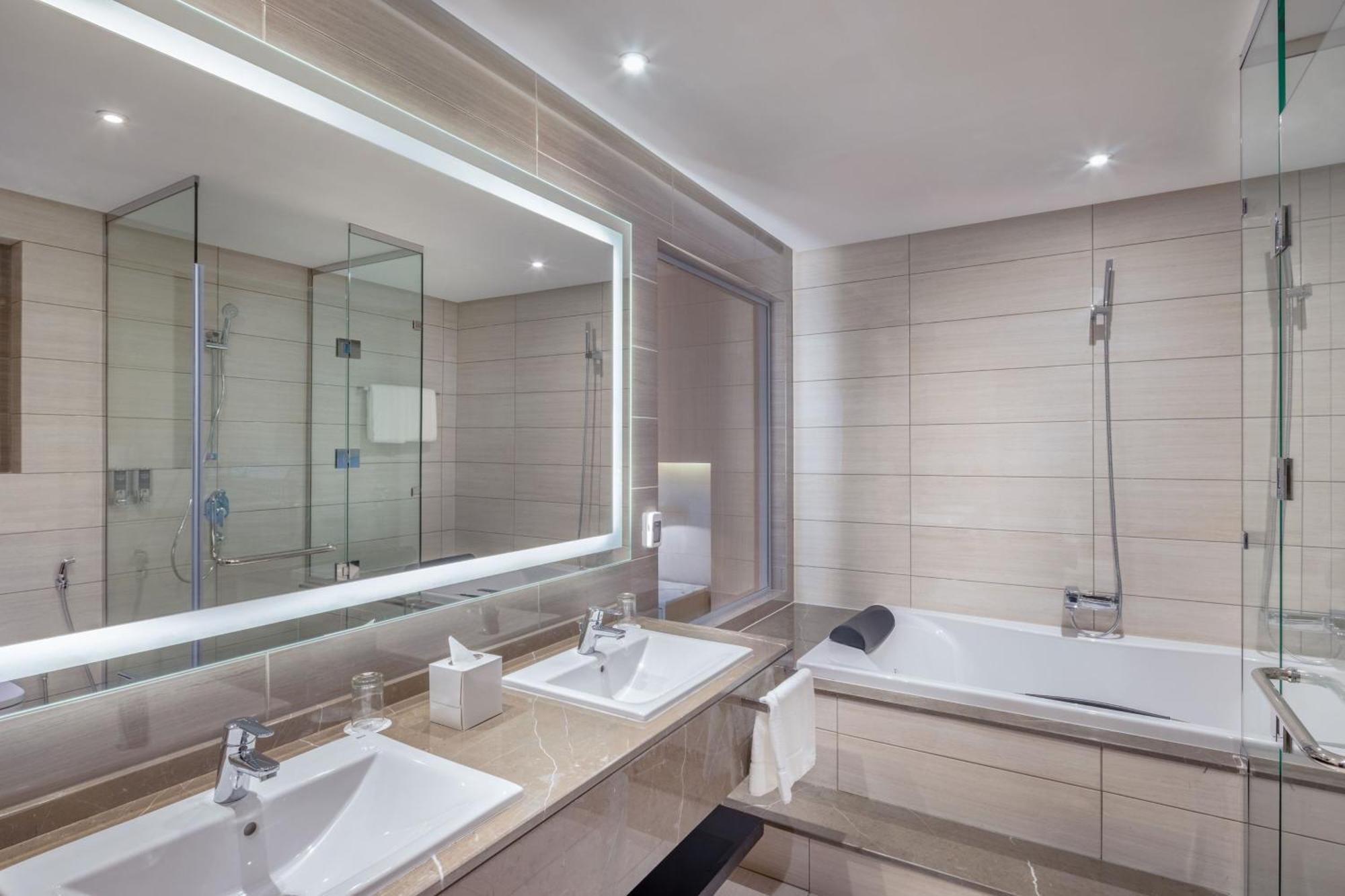 Four Points By Sheraton Jeddah Corniche Екстер'єр фото