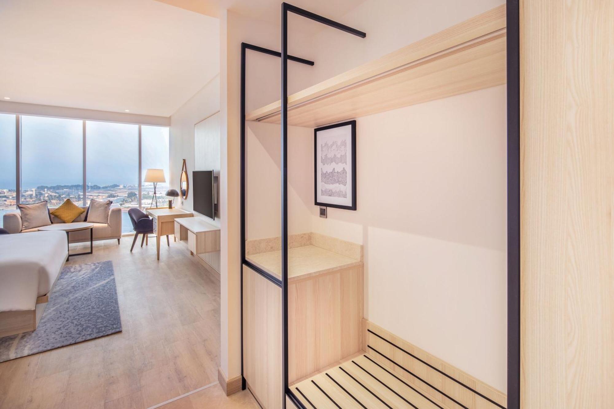 Four Points By Sheraton Jeddah Corniche Екстер'єр фото