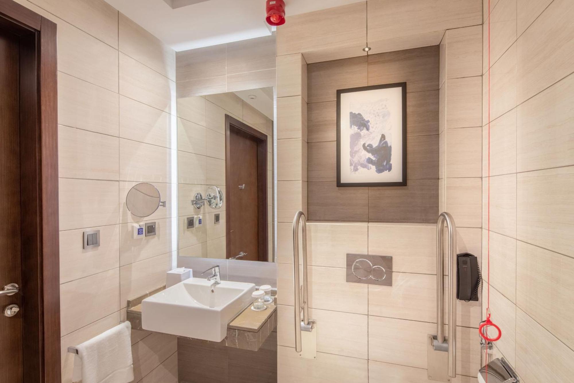 Four Points By Sheraton Jeddah Corniche Екстер'єр фото